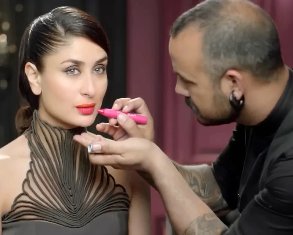 Lakmé Absolute Lip Pout